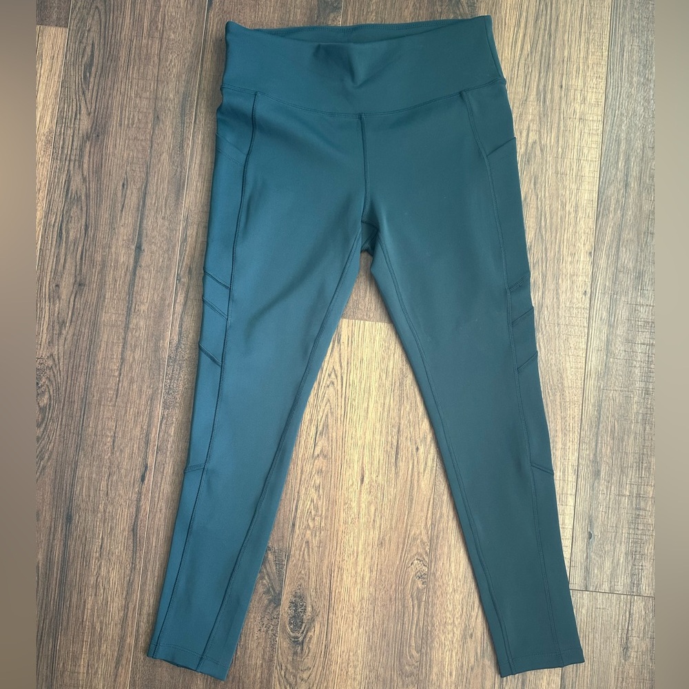 EUC New Balance 7/8 Length High Waisted Legging, Size L